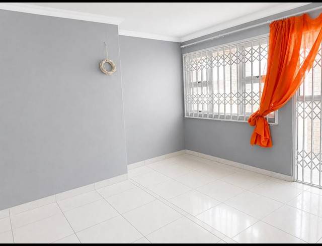 3 BEDROOM PROPERTY TO RENT IN NCAMBEDLANA